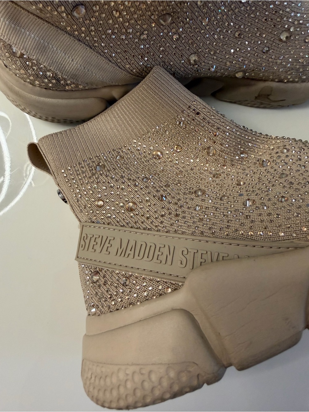 Steve Madden Rhinestone Knit Slip-On Sock Sneakers - Beige. Size 8. - Picture 2 of 4